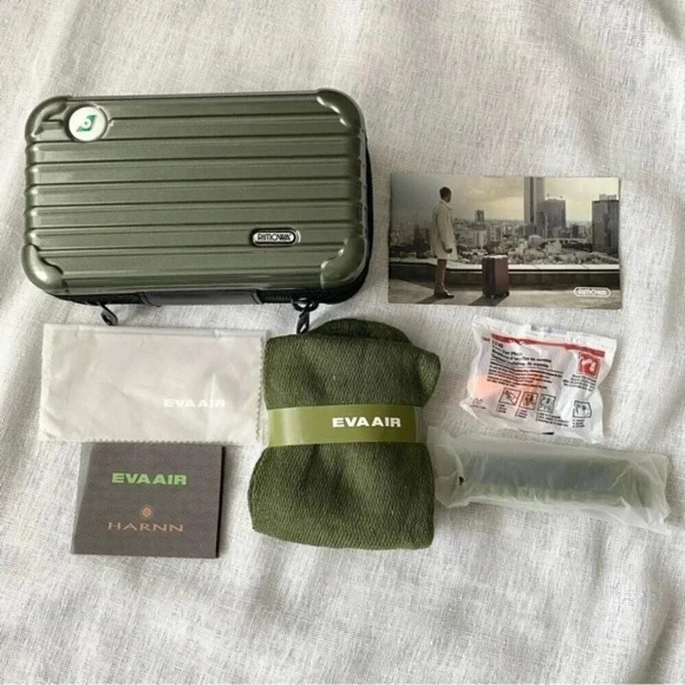 NEW RIMOWA Travel Clutch with toiletries kit